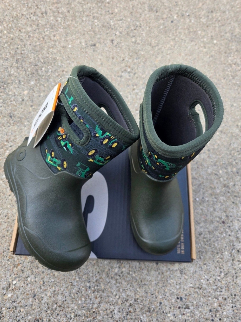 Bogs Green Waterproof Pull-On Boots Big Boys 3